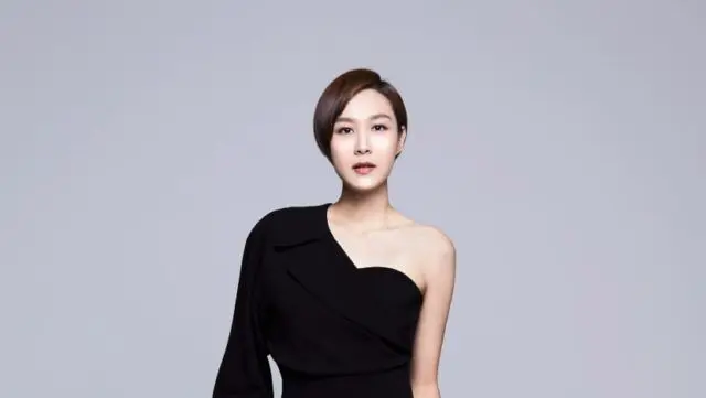 Ya Hui Biography: Age, Height, Husband, Net Worth, Family, Facebook, TikTok, Boyfriend, Instagram, Sister, Brother, Wikipedia, Facebook