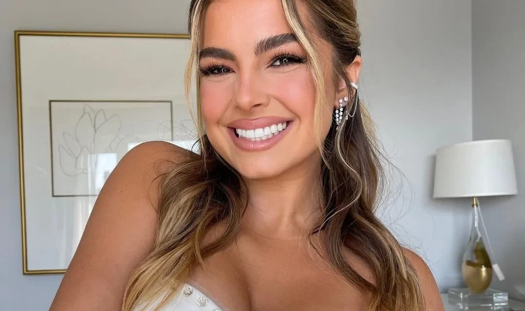 Addison Rae Biography: Age, Boyfriend, Movies, TikTok, Songs, Net Worth, Instagram, Height, Wikipedia, Songs, Twitter, Parents, Siblings