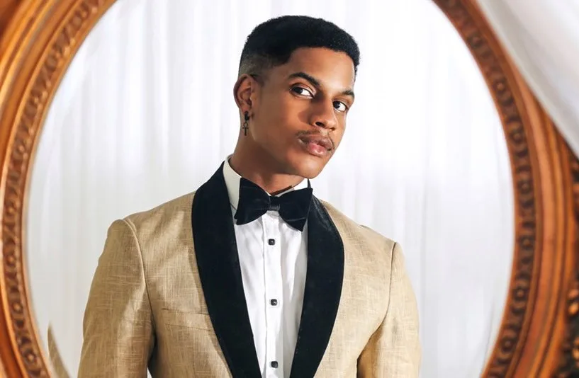 Denola Grey Biography: Age, Girlfriend, Wikipedia, Net Worth, Father, Brother, Birthday, Family, Mother, Parents, Height