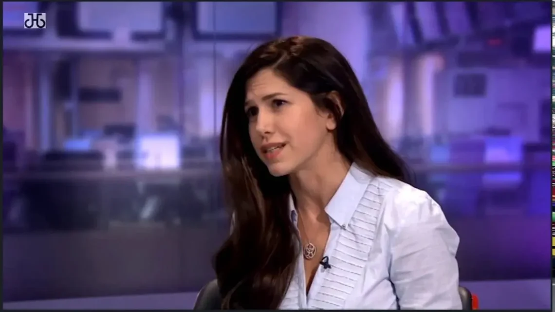 Helia Ebrahimi Biography: Husband, Wiki, Baby, Partner, Net Worth, Disability, Age, Parents, Boyfriend, Deaf, Stroke, Pictures, Speech, Instagram, Email, LinkedIn