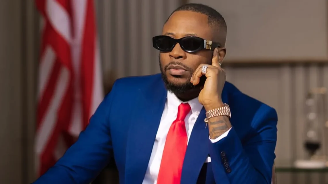 Tunde Ednut Biography: Real Name, Age, Wife, Songs, Instagram, Net Worth, Wikipedia, Phone Number, Girlfriend, Charge For Posting