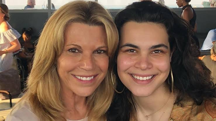 Vanna White’s daughter Gigi Santo Pietro Biography: Age, Boyfriend, Net Worth, Facebook, Instagram