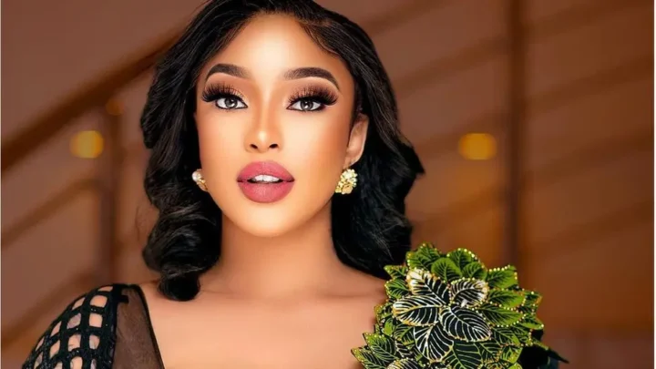 Tonto Dikeh Biography: Net Worth, Husband, Child, Age, House, Tattoos, Boyfriend, Bobrisky Feud, Photos