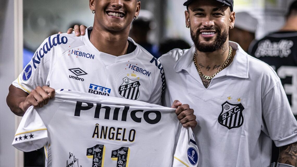 Angelo Gabriel Biography: Age, Instagram, Girlfriend, Net Worth, Transfer News, Videos, Goals Highlights Angelo Gabriel Biography: Age, Instagram, Girlfriend, Net Worth, Transfer News, Videos, Goals Highlights