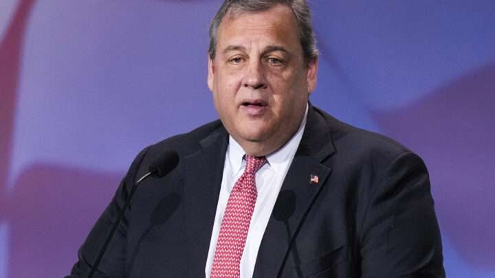 Chris Christie Biography: Wife, Law Firm, Age, Website, Net Worth, Children, Siblings, Twitter, Email, Weight Loss