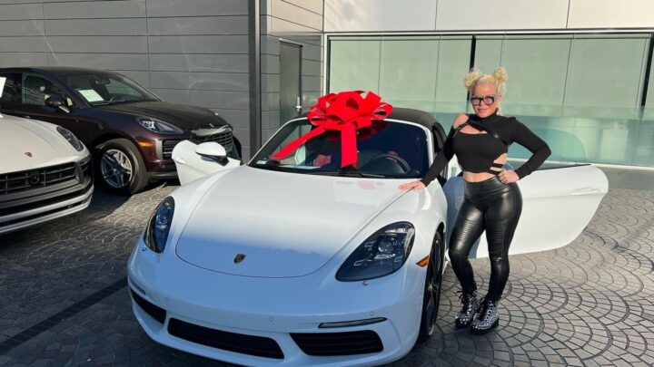 Nikki Delano Biography: Age, Videos, Net Worth, Pictures, Age, Husband, Height