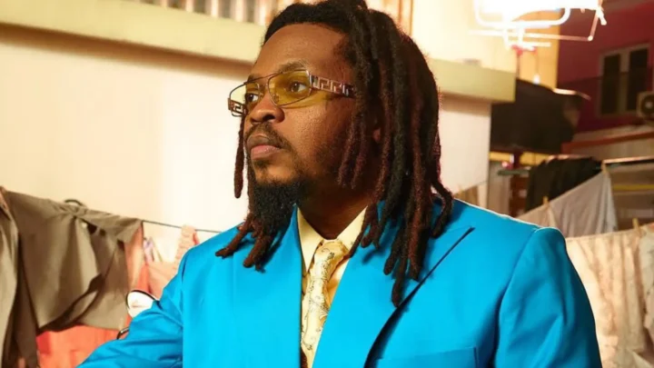 Olamide Biography: Age, Child, Wife, Net Worth, Wikipedia, Songs, Album, Girlfriend, Pictures, Family, Record Label