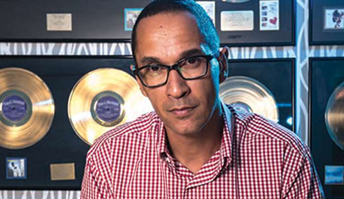 Randall Abrahams Biography: Wife, Net Worth, Age, Son, Instagram, Salary, House, Primedia