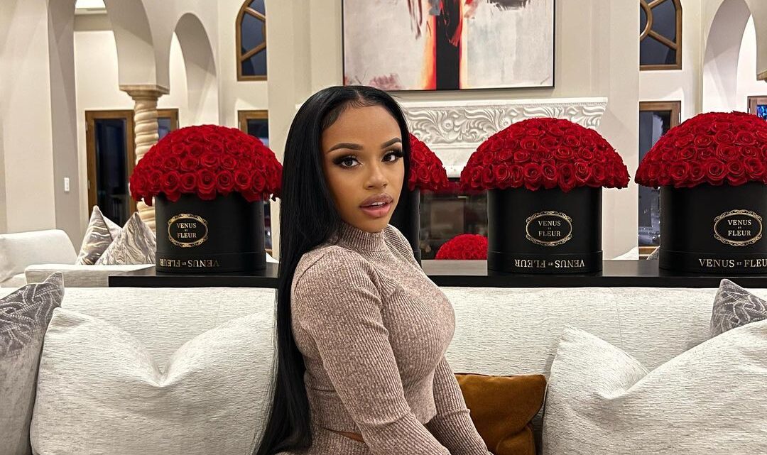 Floyd Mayweather Jr.’s daughter Iyanna “YAYA” Mayweather Biography: Baby, Age, Boyfriend, Net Worth, Mother, Husband, Height Floyd Mayweather Jr.’s daughter Iyanna “YAYA” Mayweather Biography: Baby, Age, Boyfriend, Net Worth, Mother, Husband, Height