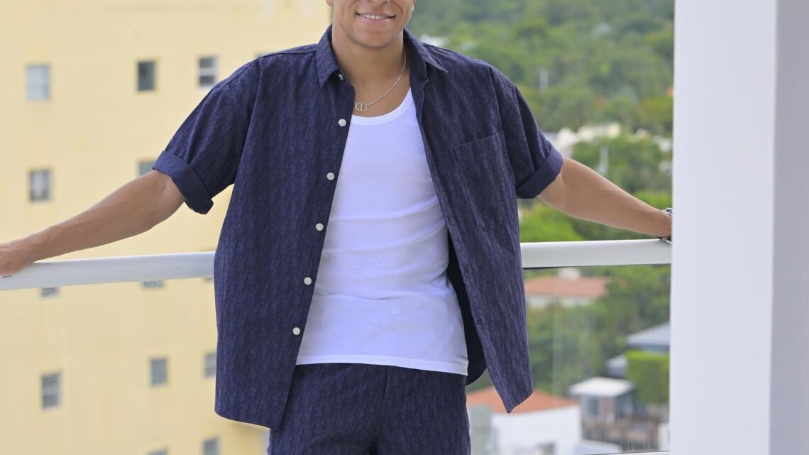 Kylian Mbappé Biography: Wife, Age, Stats, Net Worth, Salary, Height, Games Videos, Parents, Siblings Kylian Mbappé Biography: Wife, Age, Stats, Net Worth, Salary, Height, Games Videos, Parents, Siblings