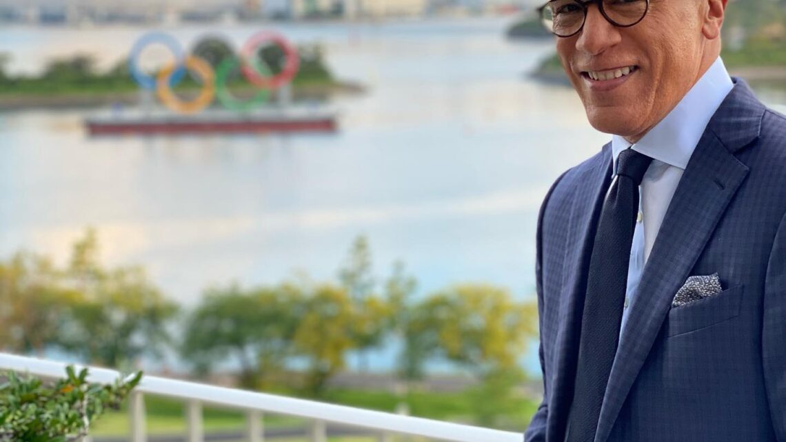 Lester Holt Biography: Wife, Age, Children, Net Worth, Parents, Wikipedia, Height, Ethnicity, Ill, Family Lester Holt Biography: Wife, Age, Children, Net Worth, Parents, Wikipedia, Height, Ethnicity, Ill, Family