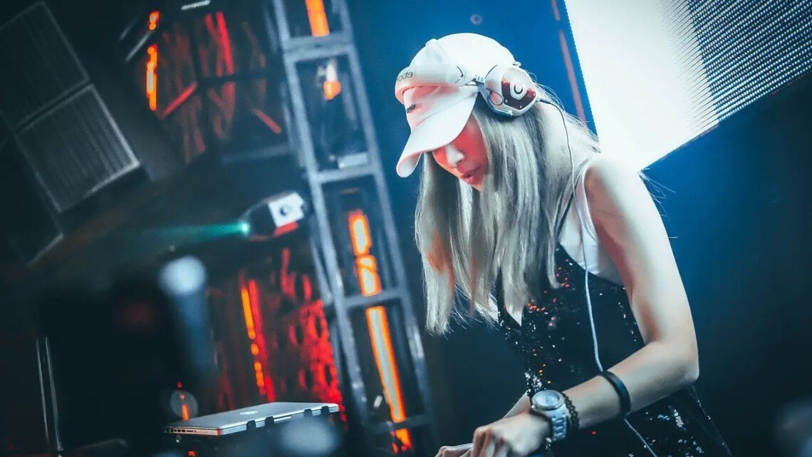 Industry Vanguard: Unveiling The Top 10 International Female DJs