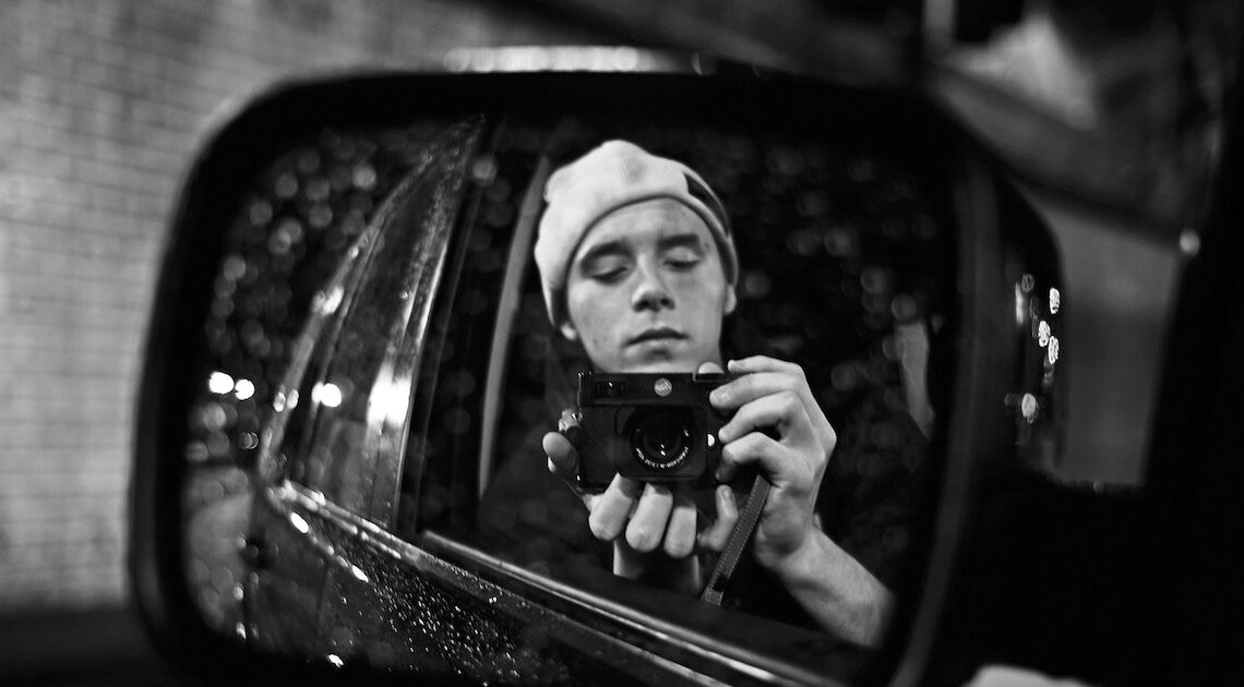 David’s son Brooklyn Beckham Biography: Parents, Net Worth, Girlfriends, Height, Age, Instagram David’s son Brooklyn Beckham Biography: Parents, Net Worth, Girlfriends, Height, Age, Instagram