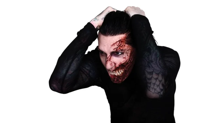 Chris Motionless Biography: Parents, Age, Girlfriend, Net Worth, Songs, Band
