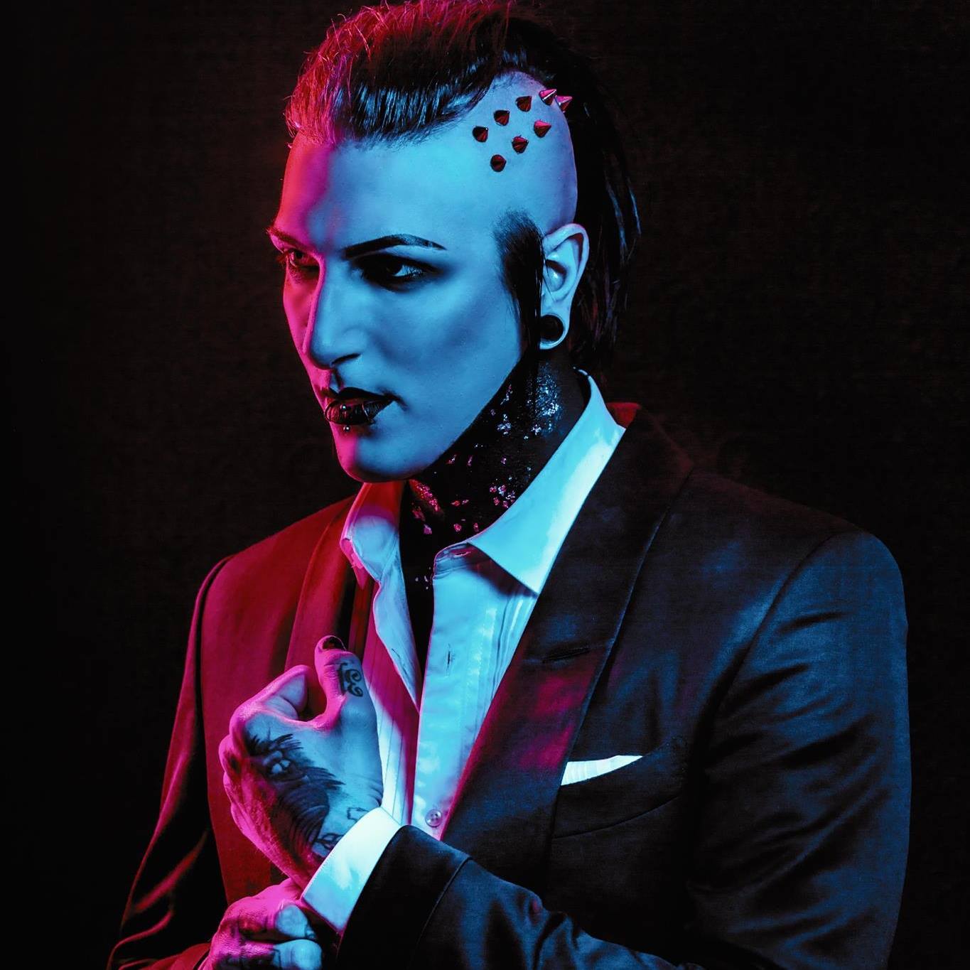 Chris Motionless Biography: Parents, Age, Girlfriend, Net Worth, Songs