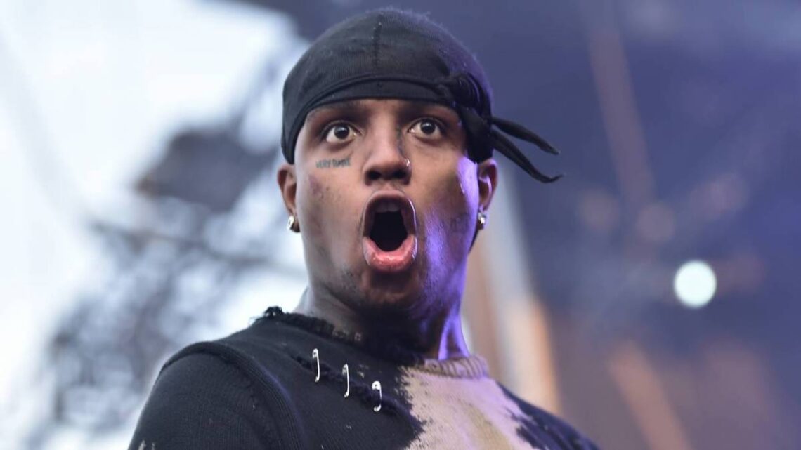 Ski Mask the Slump God Biography: Parents, Songs, Age, Girlfriend, Albums, Height, Siblings, Wikipedia Ski Mask the Slump God Biography: Parents, Songs, Age, Girlfriend, Albums, Height, Siblings, Wikipedia