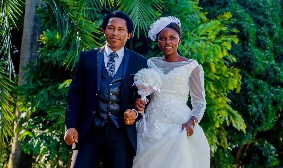 Pastor TB Joshua’s disciple Wiseman Daniel Christopher Orji Biography: Wife, Age, Ministries, Net Worth, SCOAN Pastor TB Joshua’s disciple Wiseman Daniel Christopher Orji Biography: Wife, Age, Ministries, Net Worth, SCOAN