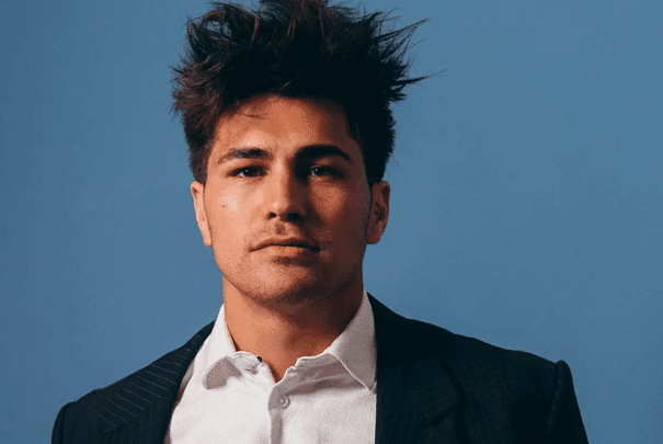 Toddy Smith Biography: Girlfriend, YouTube, Age, Net Worth, Height, Sister, Instagram
