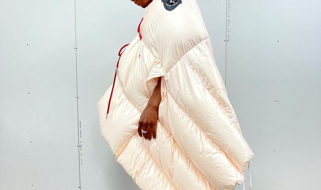 Yung Kayo Biography: Age, Girlfriend, Albums, Net Worth, Songs, Height, Lyrics Yung Kayo Biography: Age, Girlfriend, Albums, Net Worth, Songs, Height, Lyrics