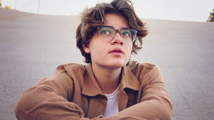 Brecken Merrill Biography: Age, Parents, Salary, Siblings, Net worth, Movies