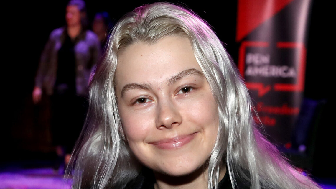 Phoebe Bridgers Biography: Album, Net Worth, Husband, Age, Parents, Instagram, Heights Phoebe Bridgers Biography: Album, Net Worth, Husband, Age, Parents, Instagram, Heights