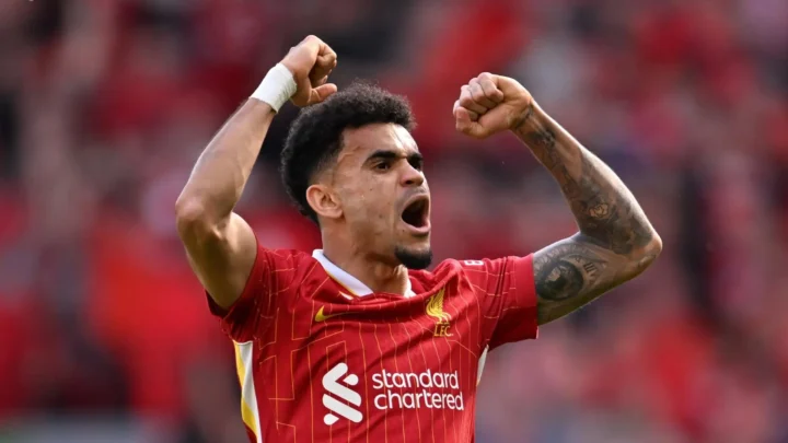 Luis Díaz Biography: Age, Stats, Goals, Net Worth, Games, Transfer, Wife, Salary, FIFA, Daughter, Girlfriend