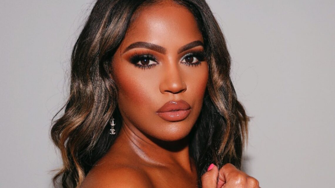 Shayla Mitchell Biography: Net Worth, YouTube, Boyfriend, Instagram, Age, Parents Shayla Mitchell Biography: Net Worth, YouTube, Boyfriend, Instagram, Age, Parents