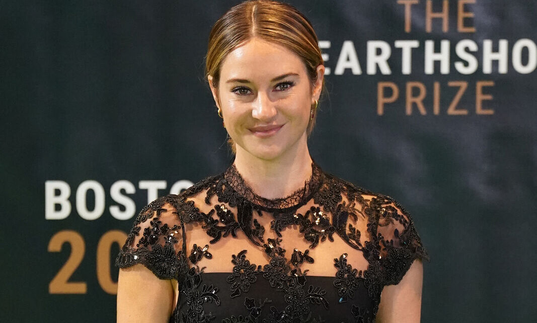 Shailene Woodley Biography: Age, Net Worth, Movies, Wikipedia, Boyfriend, Husband, Kids, Instagram, Pictures Shailene Woodley Biography: Age, Net Worth, Movies, Wikipedia, Boyfriend, Husband, Kids, Instagram, Pictures