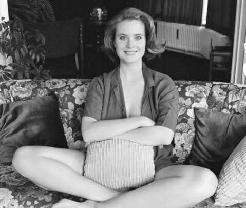 Lucie Visser Biography: Age, Husband, Net Worth, Kids, Instagram, Songs, Family, Height