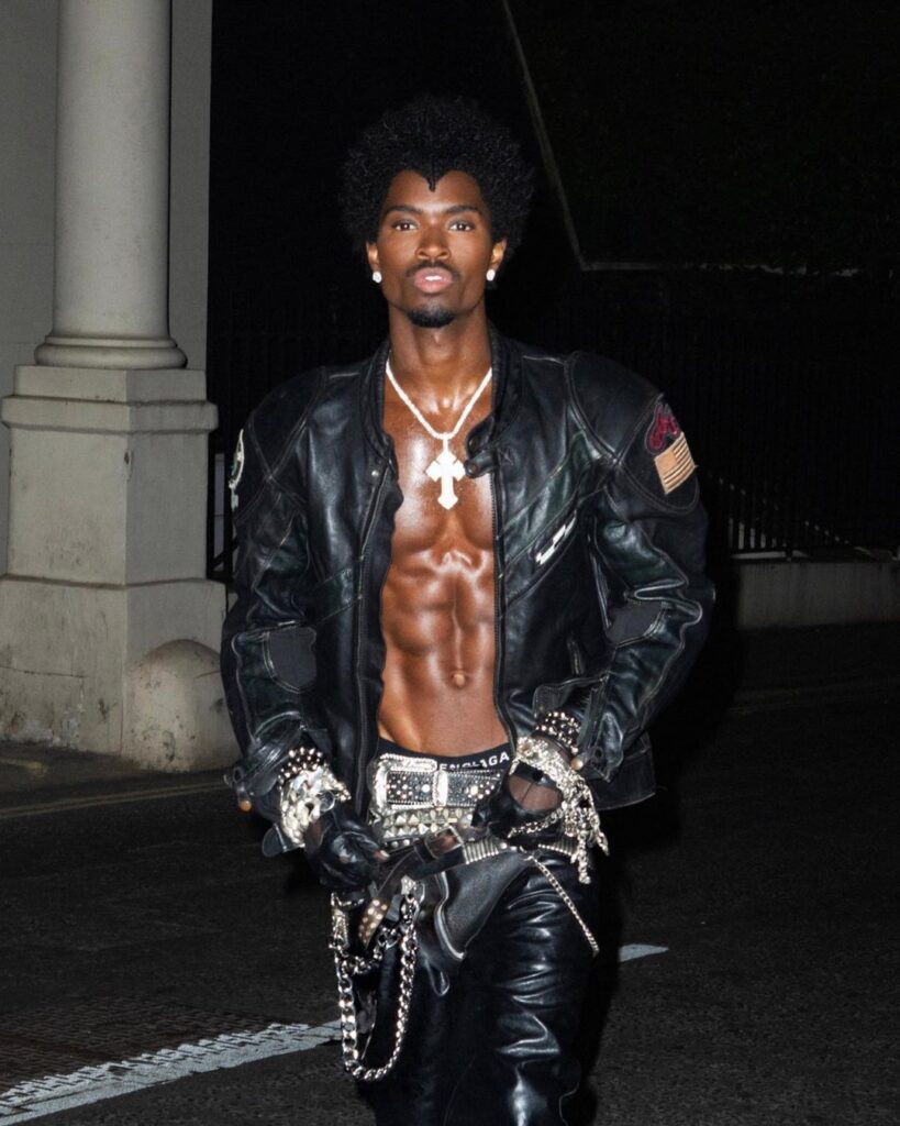 Alton Mason Biography Parents, Age, Net Worth, Height, Workout, Agency