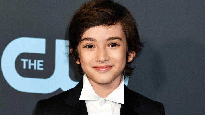 Azhy Robertson Biography: Girlfriend, Height, Age, Parents, Net Worth, TV Shows, Instagram, Siblings, Wikipedia