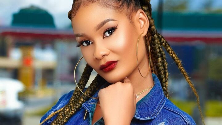 Hamisa Mobetto Biography: Age, Net Worth, Instagram, Height, Boyfriend, Songs, Kids