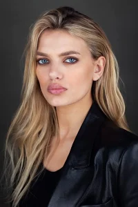 Bregje Heinen Biography: Pictures, Boyfriend, Movies, Net Worth, Age, Parents, Wikipedia