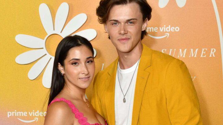 Christopher Briney Biography: Net Worth, Parents, Age, Movies, TV Shows, Height, Girlfriend, Wife