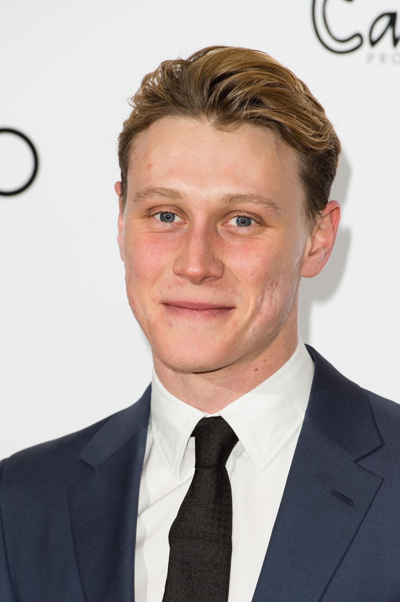 MacKay Biography Girlfriend, Age, Net Worth, Movies, Awards, Height, Instagram