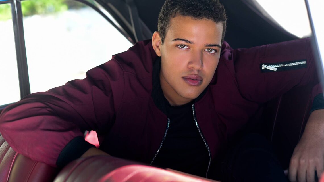 Bradley Constant Biography: Age, Girlfriend, Net Worth, Instagram, Movies, Siblings, TV Shows, Height Bradley Constant Biography: Age, Girlfriend, Net Worth, Instagram, Movies, Siblings, TV Shows, Height