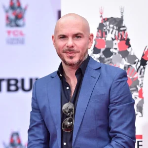 Pitbull Biography: Age, Net Worth, Awards, Songs, Girlfriend, Albums, Wife,