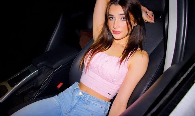 Mackenzie Jones (Mackzjones) Biography: Height, Age, Net Worth, Boyfriend, Parents, Instagram, TikTok