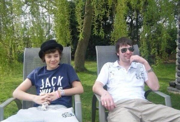Harry Styles’ brother, Mike Twist Biography: Net Worth, Age, Wikipedia, Girlfriend, Instagram, Height, Siblings