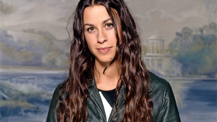 Alanis Morissette Biography: Kids, Husband, Net Worth, Songs, Age, Tour, Albums, Ironic Lyrics, Tickets