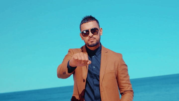 Garry Sandhu Biography: Wife, Age, Songs, Net Worth, Albums, Brother, Hair Style