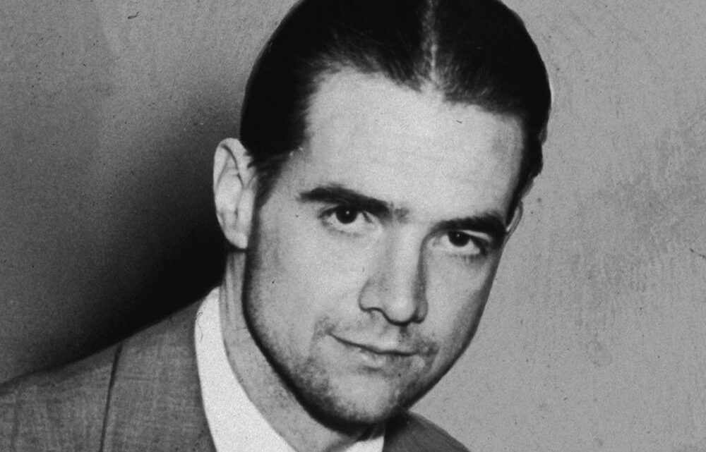 Howard Hughes Biography: Net Worth, Children, Movies, Age, Wife, Cause Of Death, Corporation, Plane Crash