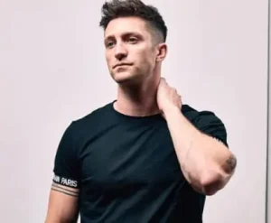 John Vaughn Biography: Wife, Net Worth, Movies, Age, Parents, Instagram, Wikipedia, Height, Photos, Girlfriend