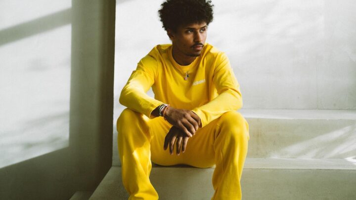 Karim Adeyemi Bio: Parents, Age, Stats, Net Worth, Salary, Girlfriend, FIFA, Position, Siblings, Height
