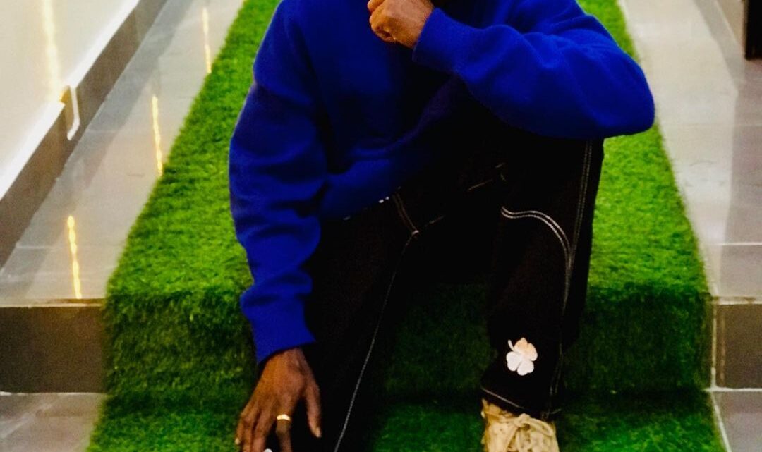Young Duu Bio: Age, Songs, Real Name, Net Worth, Award, Girlfriend, Cars, E Gbemi Lyrics, Wife Young Duu Bio: Age, Songs, Real Name, Net Worth, Award, Girlfriend, Cars, E Gbemi Lyrics, Wife