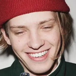 Jamie Campbell Bower’s brother, Samuel Bower Biography: Wife, Net Worth Age, Height, Songs, Parents, Wikipedia, Siblings