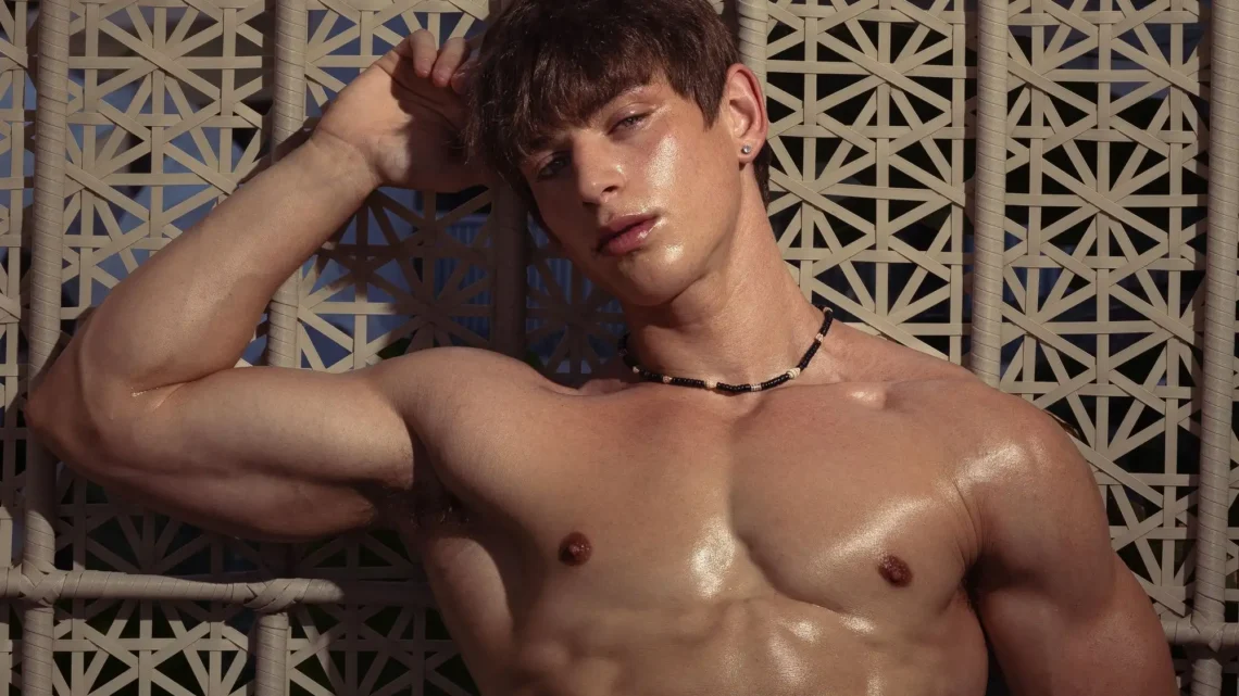 Reno Gold Biography: Age, Net Worth, Girlfriend, OnlyFans, Instagram, Wikipedia, Height, YouTube