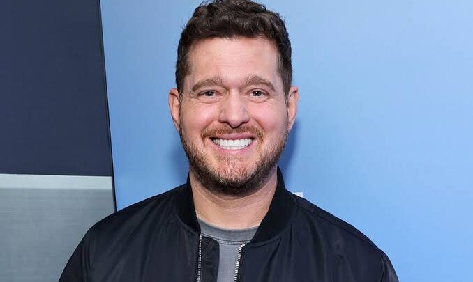 Michael Bublé Biography: Wife, Net Worth, Songs, Age, Family, Daughter Cancer, Height, Children