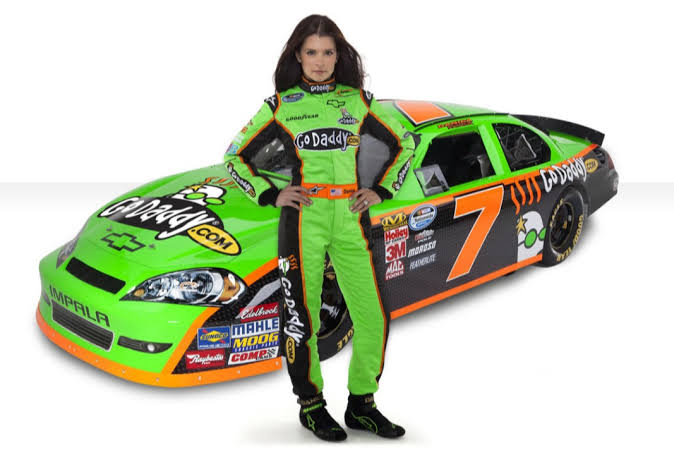 Danica Patrick Biography: Salary, Age, Net Worth, Husband, Wiki, Height, Relationships, Pictures