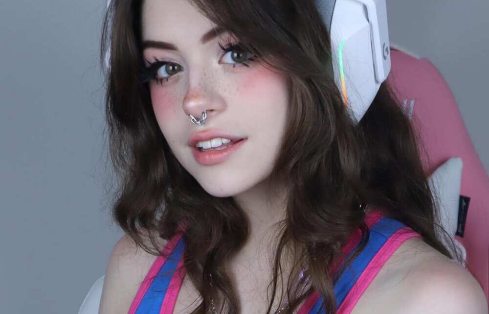 Hannah Uwu Biography: TikTok, OnlyFans, Net Worth, Age, Siblings, Height, Partner Hannah Uwu Biography: TikTok, OnlyFans, Net Worth, Age, Siblings, Height, Partner